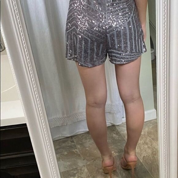 NWOT Charlotte Russe Romper   - Picture 11 of 11